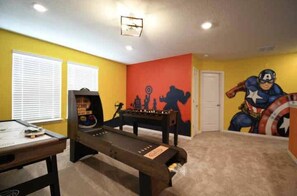 Spielezimmer