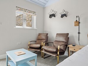 Open plan living space | Lambs Tail - Sunray Cottages, Weymouth - Lambs Tail - UKC9937 (Weymouth)