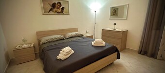 La Dimora Dei Tre Delfini, Historic Center, Capaccio (SA) CIN: IT065025C2M2GQ7Y7C