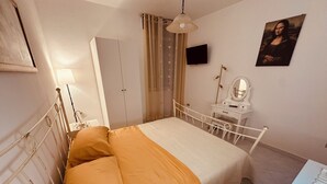 2 chambres, fer et planche à repasser, Wi-Fi, literie fournie