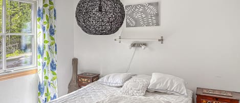 2 bedrooms