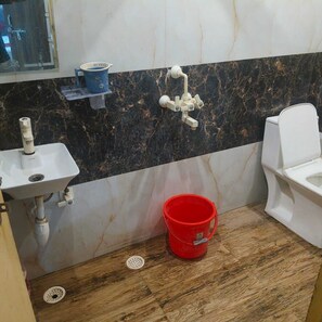 Ảnh chưa phân loại, 2 trong số 21 ảnh, nút