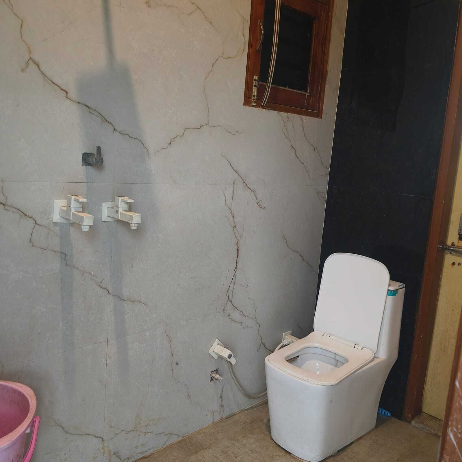 Standard Room, Air conditioning | Bathroom