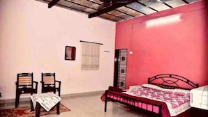 Deluxe Room | WiFi (free) - Lonavala Farm stay (Mawal)