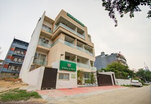 Exterior - Stays & Cofy (Gurugram)