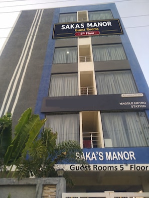 Perincian bahagian luar