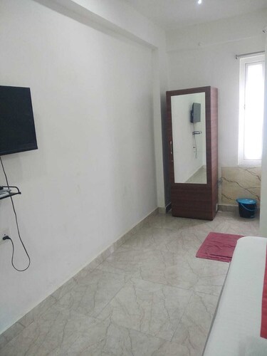 Sakas Manor Guest Rooms