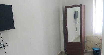 Sakas Manor Guest Rooms