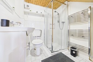 Bathroom - Cosy Cottage 5 minutes to Tramore in the Sunny South East of Ireland (Waterford)