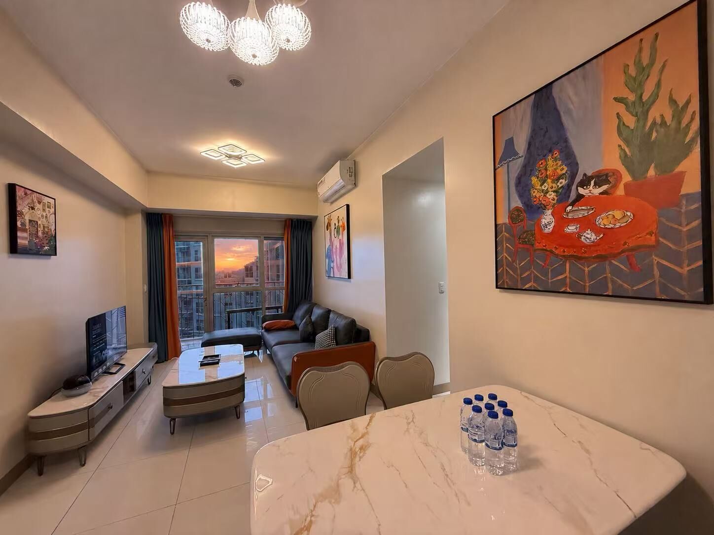 Deluxe Condo, 3 Bedrooms, Balcony, Sea View | Living area