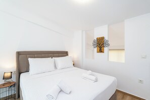 Iron/ironing board, travel cot, free WiFi, bed sheets - Olive Garden Residential Complex- Two Bedroom Loft (Kavala)