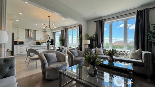 Prestigious Executive Residence Angus Glen West