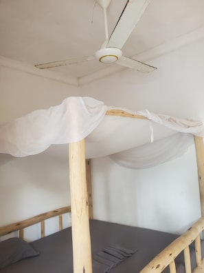 Habitación individual, balcón | Interior
