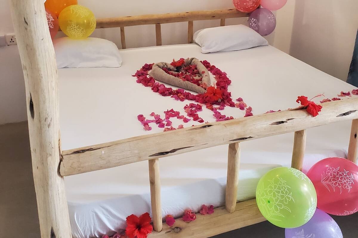 Single Room, Balcony