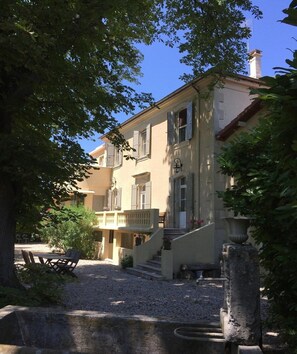Unclassified image, 5 of 33, button - Fourteen-Person Valréas Holiday Home (Valréas)