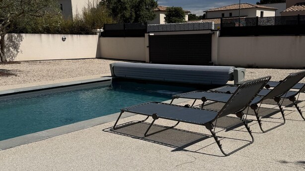 Pool - Villa with pool and jacuzzi near Châteauneuf-du-Pape – 9 people (Sorgues)
