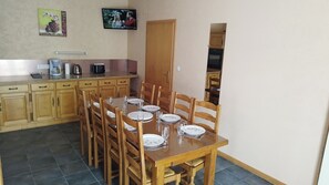 Dining - Charmante maison de 4 chambres avec salle de bain privative à Villersexel (Villersexel)