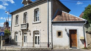 Exterior - Charmante maison de 4 chambres avec salle de bain privative à Villersexel (Villersexel)