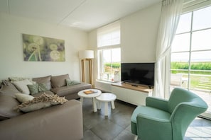 Smart TV - Markermeer Waterside Retreat (Uitdam)