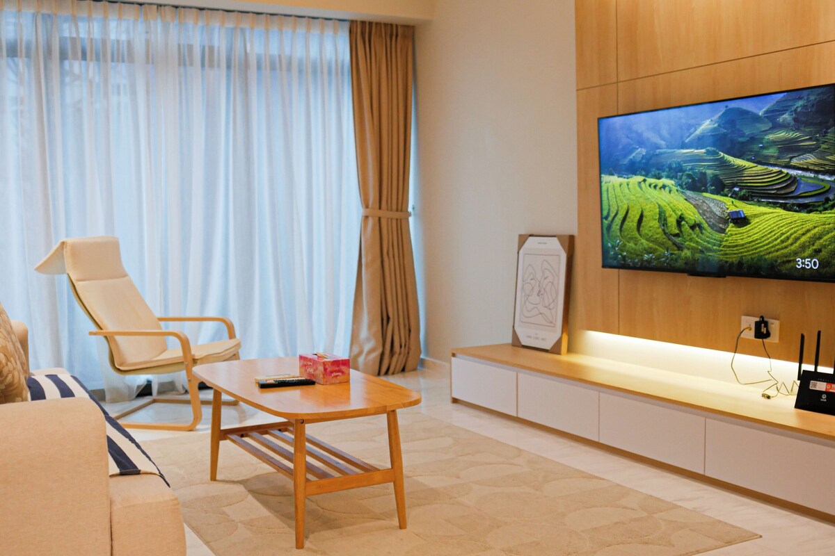Standard Apartment, 2 Bedrooms, Golf View | Living area