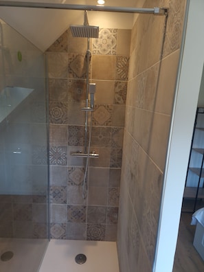 Bathroom - The House of the Swallows 2 (Fort-Mahon-Plage)