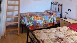 Room - Relaxing Home with a View of the Sea (Toscana)