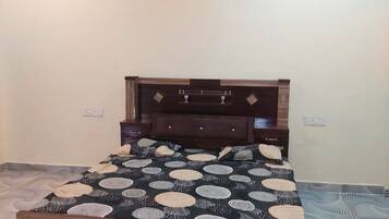 Standard Room | WiFi (free)