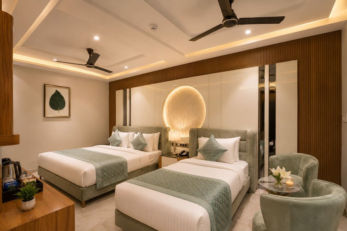 Superior Suite | Meja, ruang kerja komputer riba, Wi-fi percuma, cadar katil 