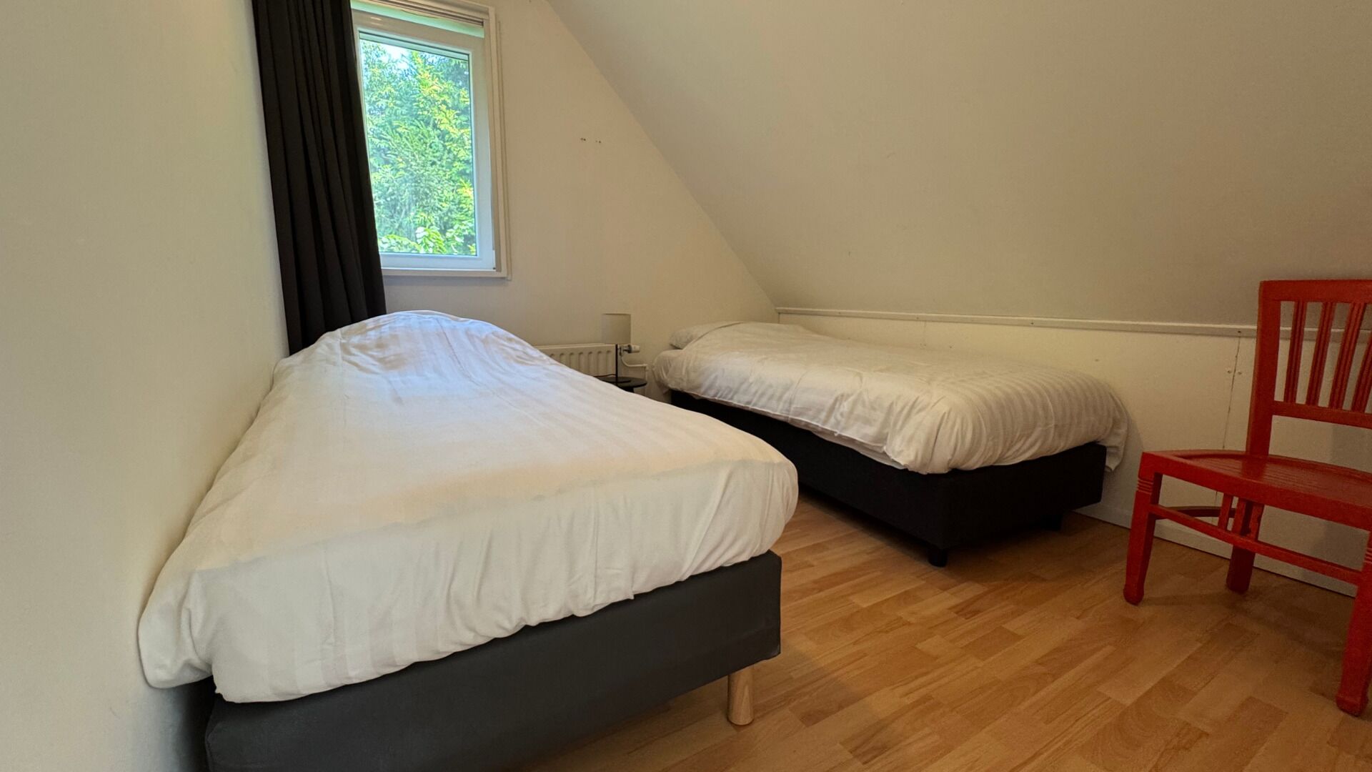 3 bedrooms, travel crib, WiFi