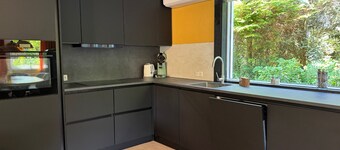 A peaceful holiday home in the heart of Drenthe, just a short distance from nature, forests and water. Perfect for families and couples looking to truly get away from it all.