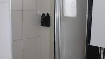 Basic Room, Balcony | Bathroom | Hair dryer, towels, soap, shampoo