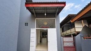 Ảnh chưa phân loại, 2 trong số 37 ảnh, nút