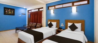 Townhouse Oak Hotel Lestari