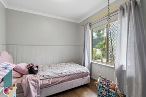 Room - Two Seperate Luxury Homes with a Pool (Padbury)