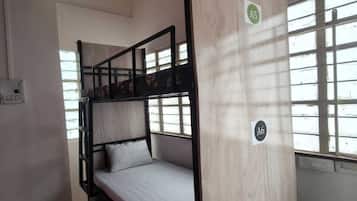 Standard Apartment | Laptop workspace, WiFi (free)