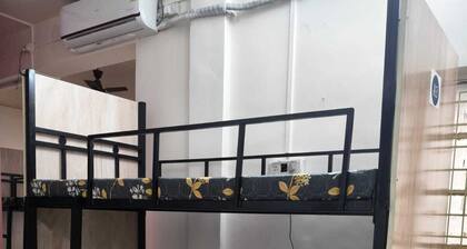 ZenNest Hostels