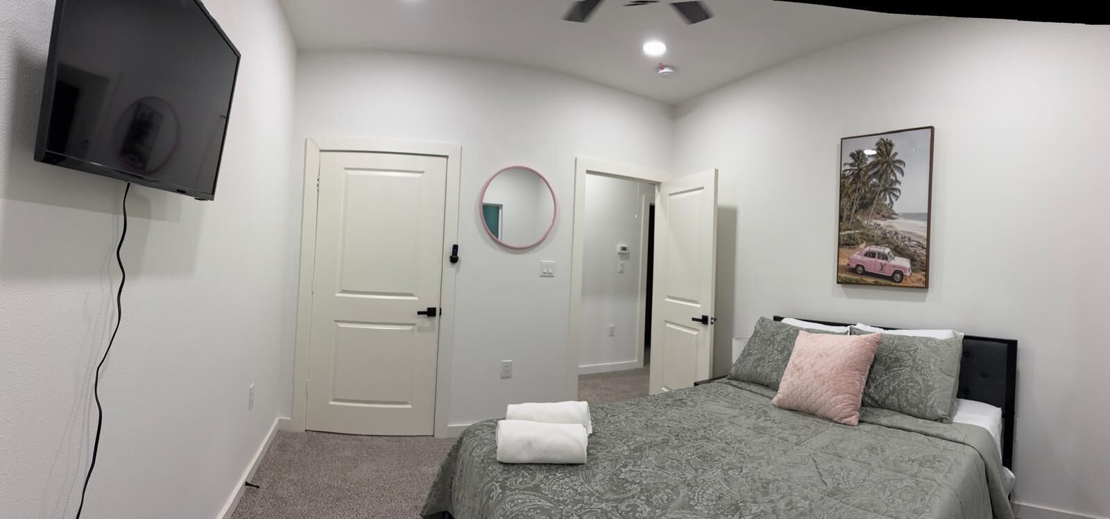 3 bedrooms, iron/ironing board, WiFi, bed sheets