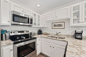 Condo, Berbilang Katil, Garden View (Thousand Sunnies) | Dapur peribadi