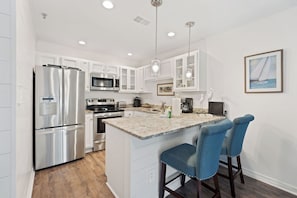 Condo, Multiple Beds, Garden View (Thousand Sunnies) | Private kitchen - Thousand Sunnies (Destin)
