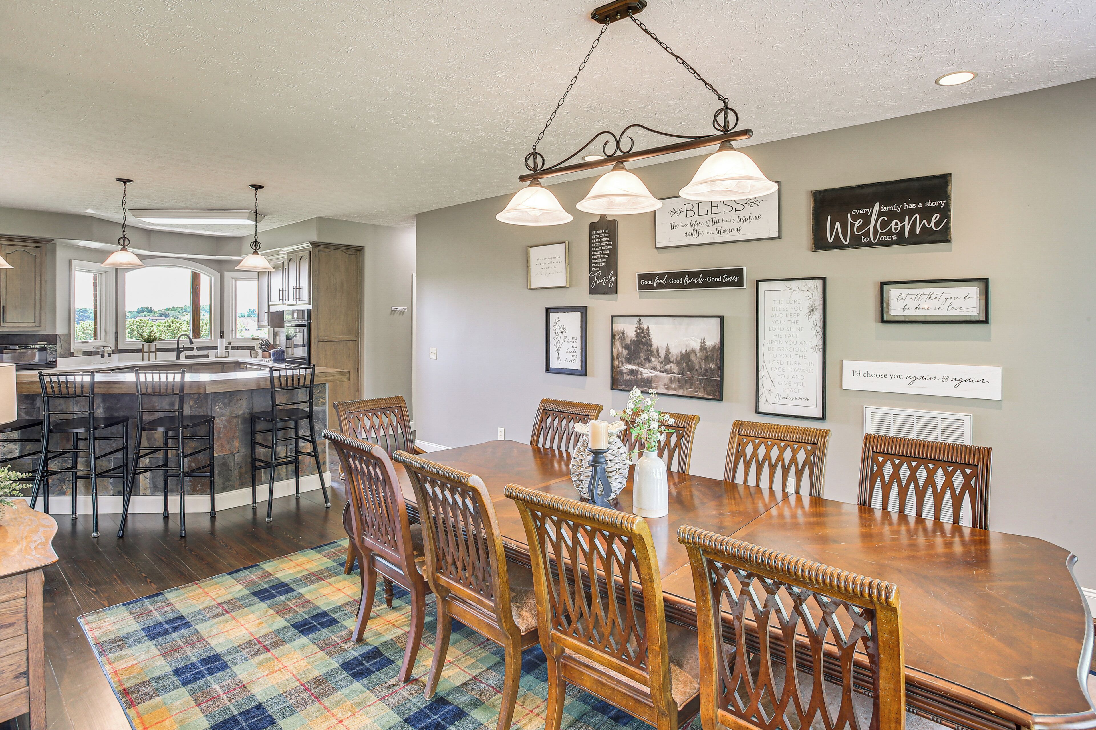 House (4 Bedrooms) | Interior
