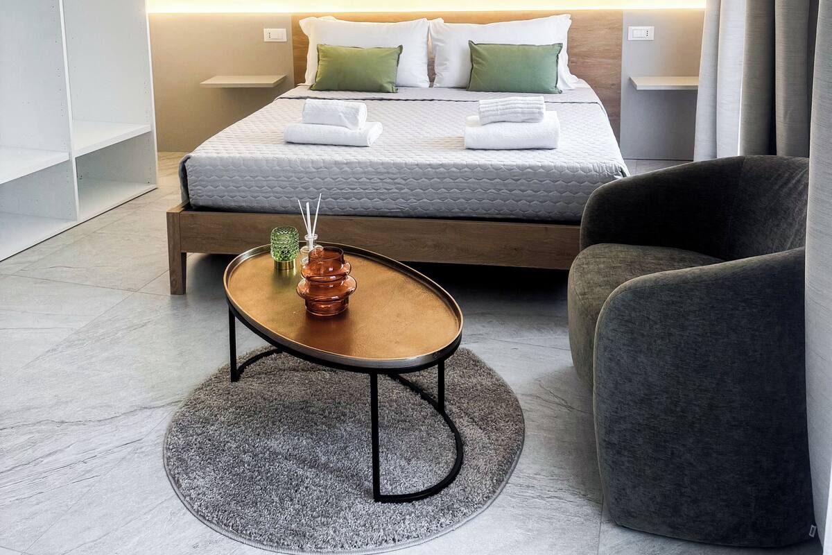 Deluxe Double Room | Meja, Wi-fi percuma 