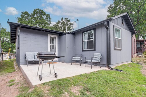 Honey Creek Cabin on Grand Lake w/ Private Dock!