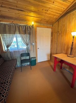 Living area - Manor Eighteen - FULL AVAILABILITY RALLY 2026 (Sturgis)
