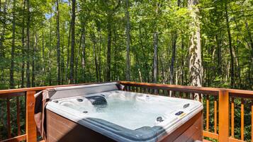 Cabana, 3 quartos | Hidromassagem externa