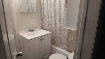 Shower, towels