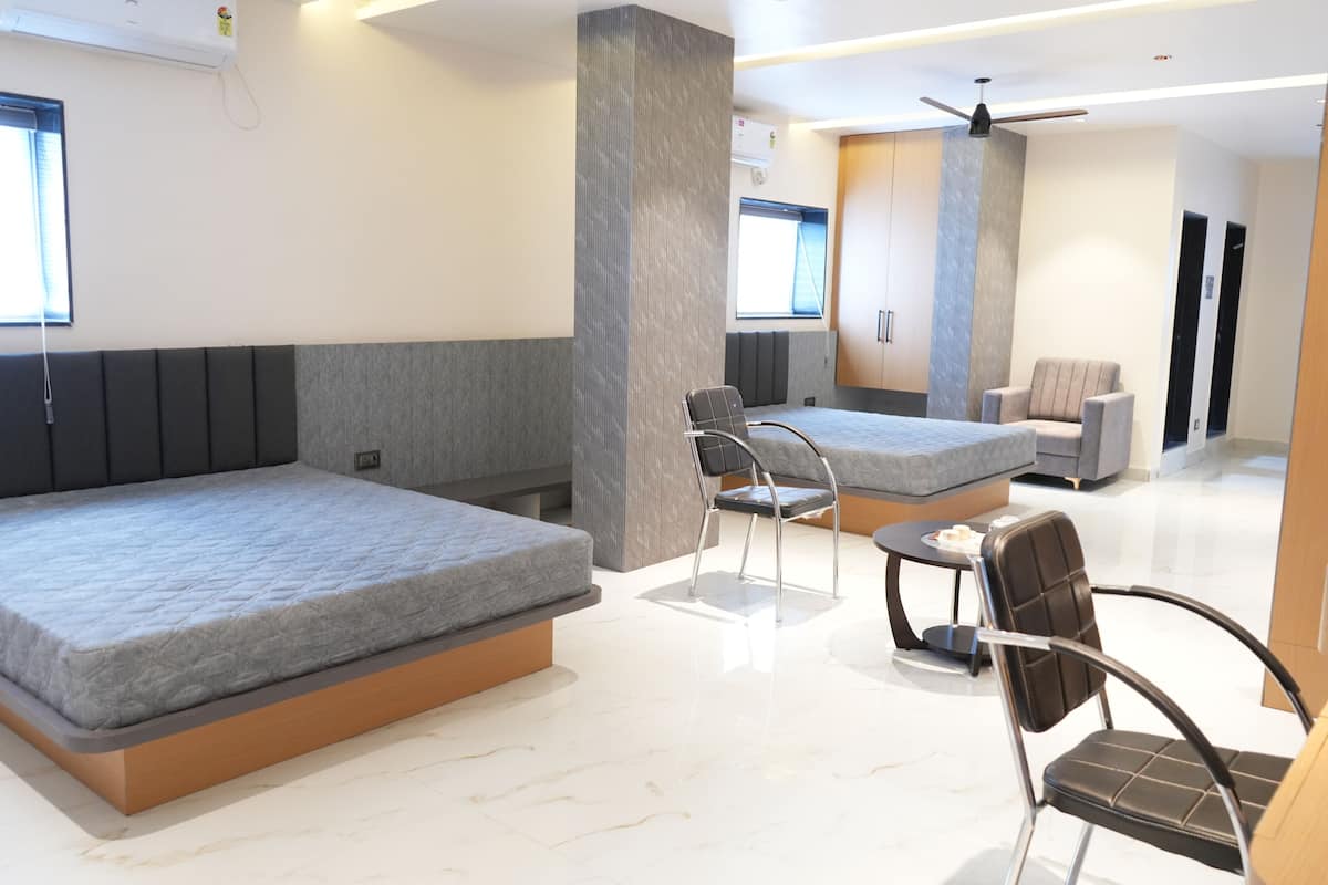 Family Suite, City View