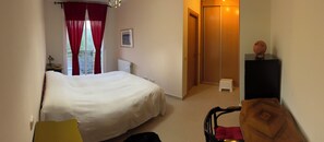 Bügeleisen/Bügelbrett, kostenloses WLAN, Bettwäsche