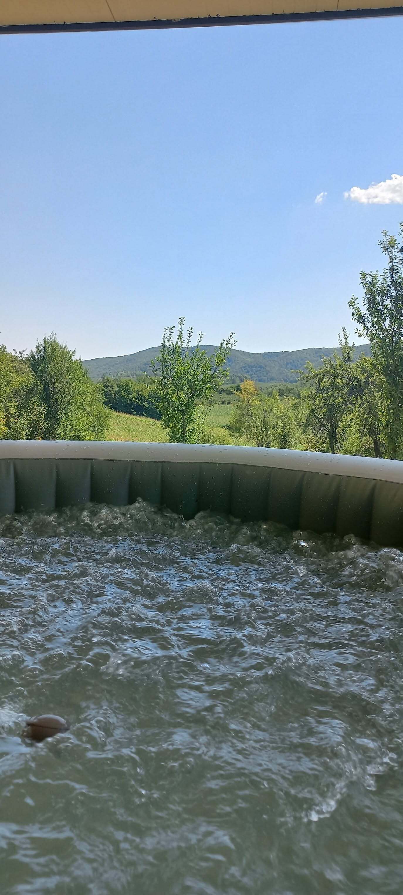 Utendørs boblebad