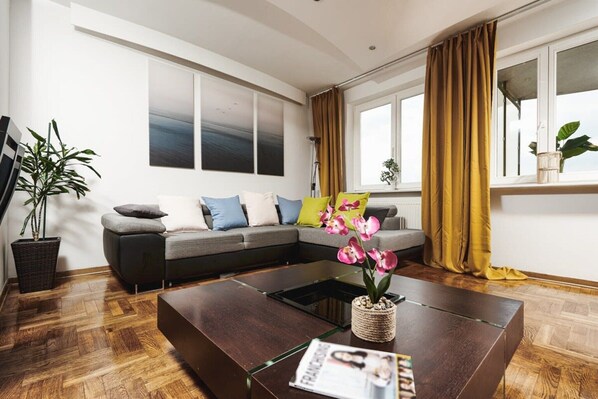 Living area - Warsaw Home near Center (Warszawa 2)