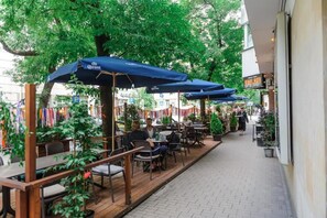 Outdoor dining - Warsaw Home near Center (Warszawa 2)